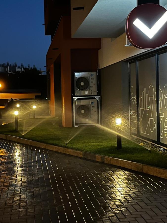 Apartament Modern Cu O Camera Apartment Timisoara Bagian luar foto